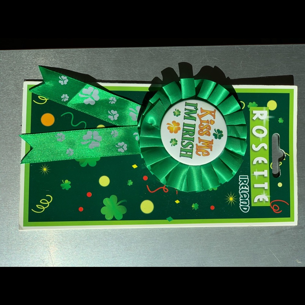 Pin☘️ - Picture 2 of 3